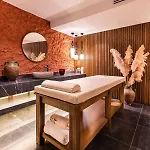 Genesis Hotel&spa 호텔