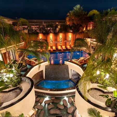 فندق Genesis Hotel&spa