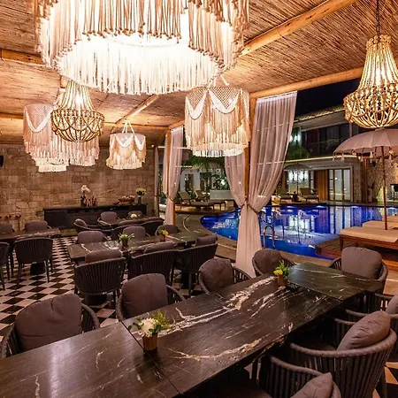 Genesis Hotel&spa ألاتشاتي