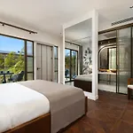 Genesis Hotel&spa ホテル 5*